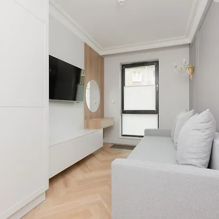 Moderna Central Luxury Apartment With Parking In Gdynia By Noclegi Renters Exterior photo