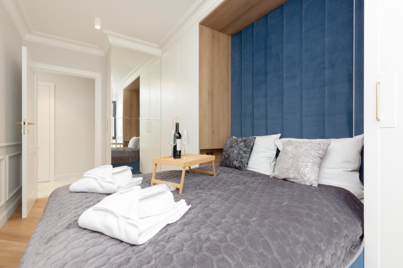 Apartment Moderna Luxury With Parking In By Renters Gdynia